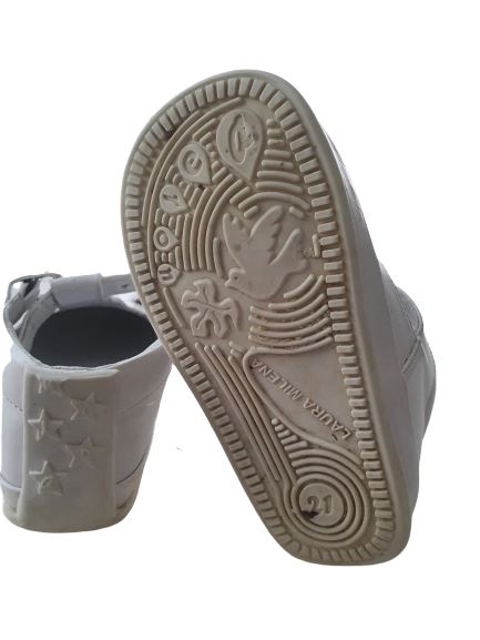 Laura Milena Played in, Size 21 Laura Milena (7054358806713)