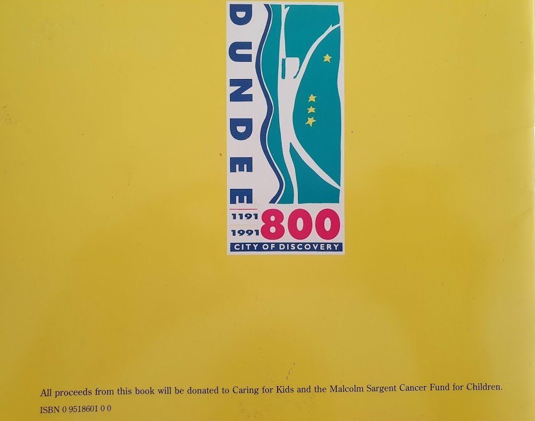 The elephant and the whale Like New Recuddles.ch (6099960758457)