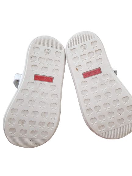 White Shoes SHOO POM, Size 21 SHOO POM (4629285863479)