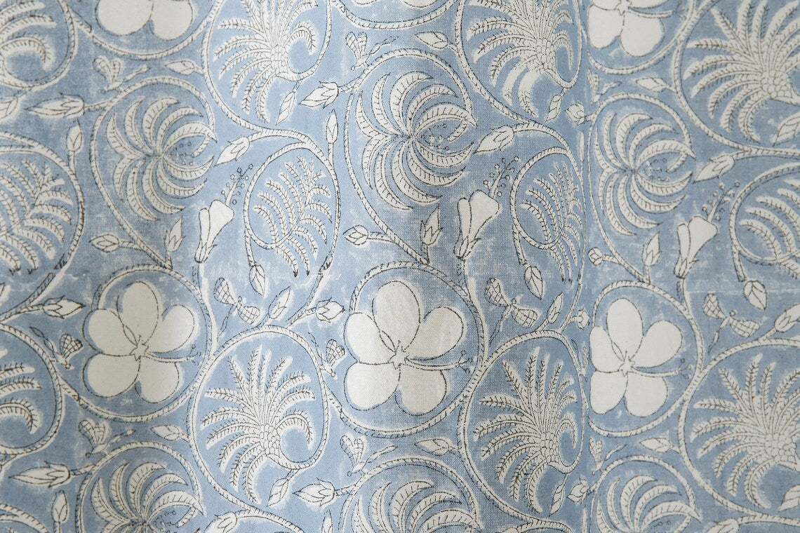 Curtain (8843869159641)