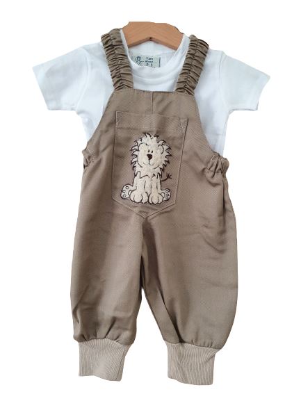 2 Tops+ 1 Dungarees I am about, 0-6 months I am about  (4608319848503)