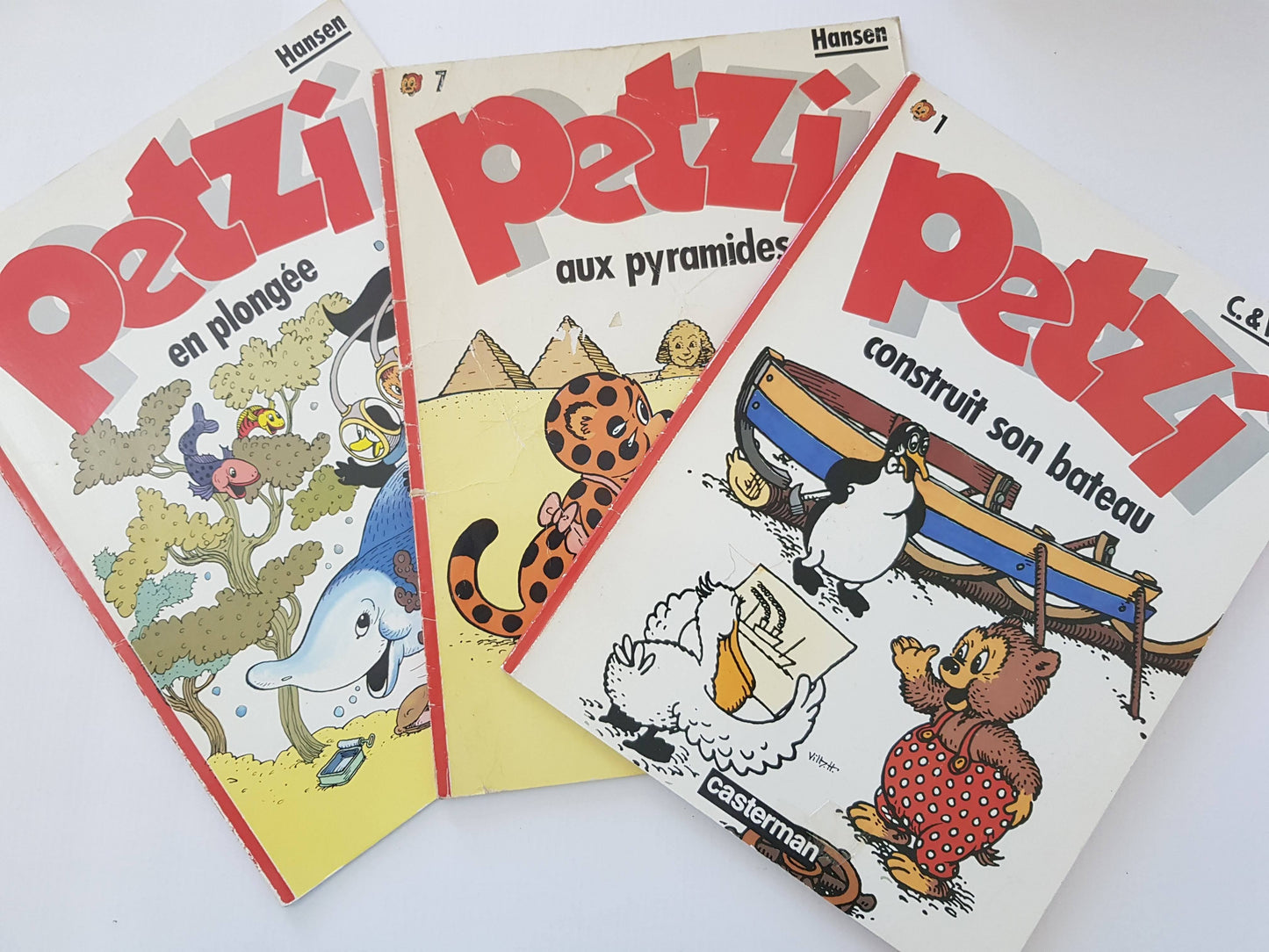 3 Livres: Petzi en plongée, Petzi aux pyramides, Petzi construit son bateau Well Read Petzi  (4597649178679)