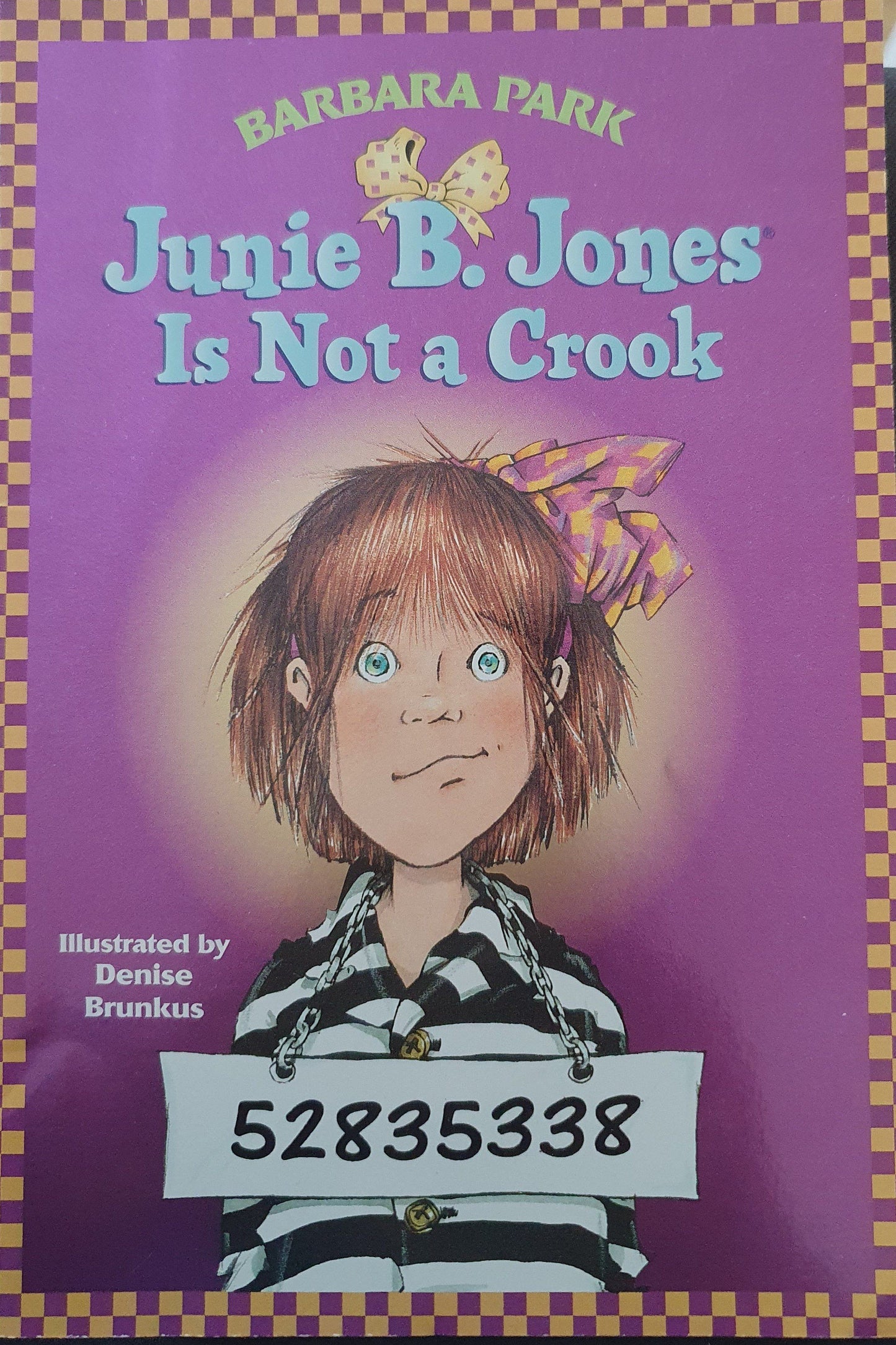 Junie B. Jones is Not a Crook Very Good ,+12 years Recuddles.ch  (6639371321529)